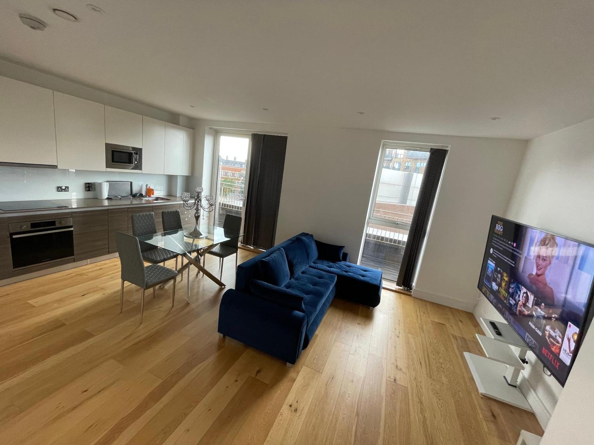 Luxury Top Floor Penthouse Apartment Near Heathrow Londres Extérieur photo